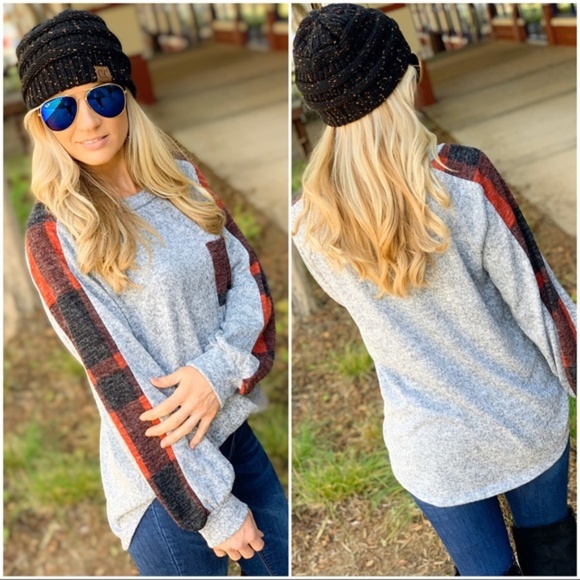 Heather gray soft tunic with red plaid detail - Picture 4 of 7